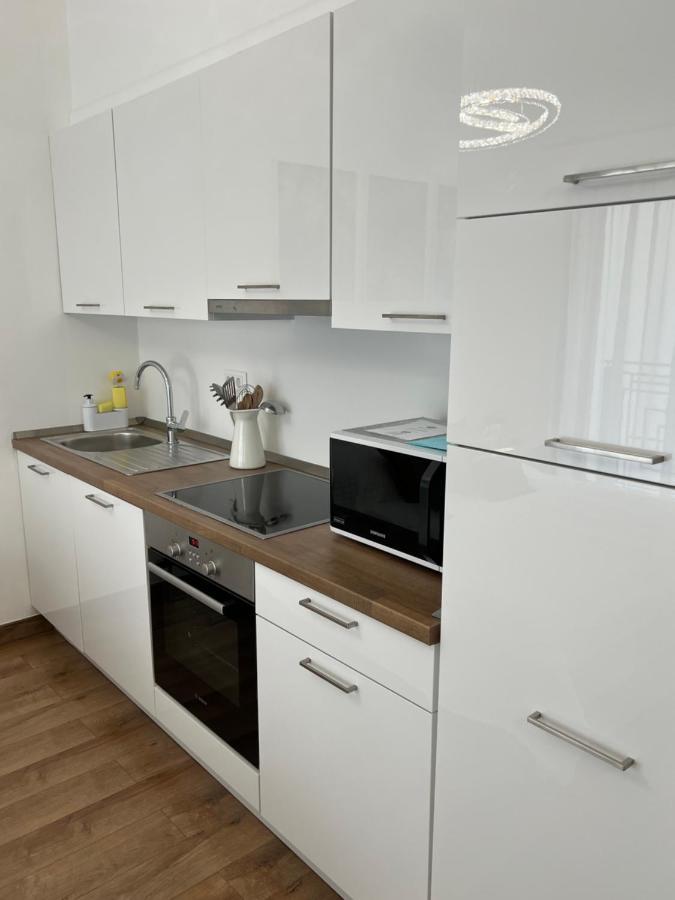 Apartament Luxe With Pool, Parking & Ac
