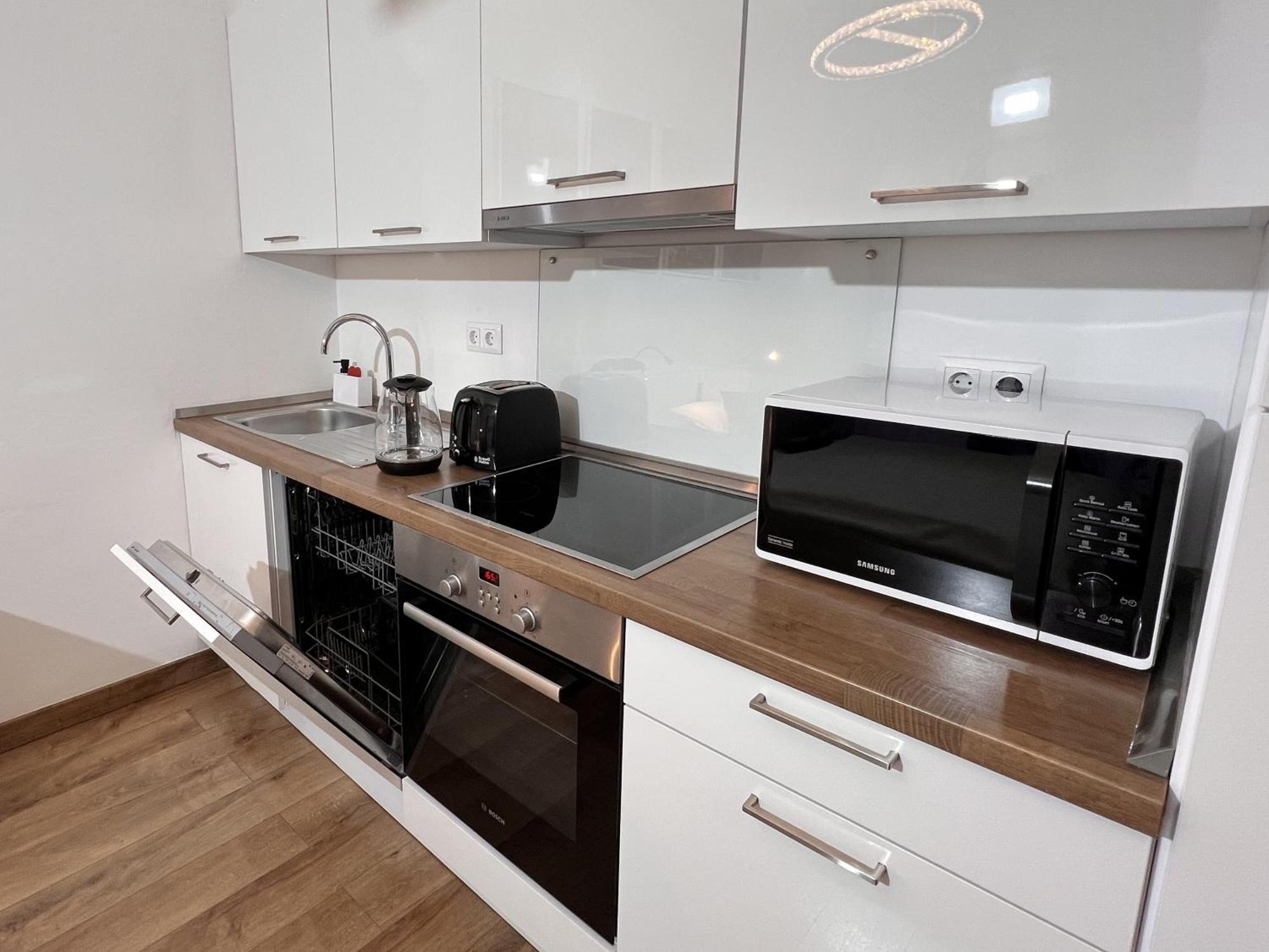 Luxe With Pool, Parking & Ac Apartament Budapeszt